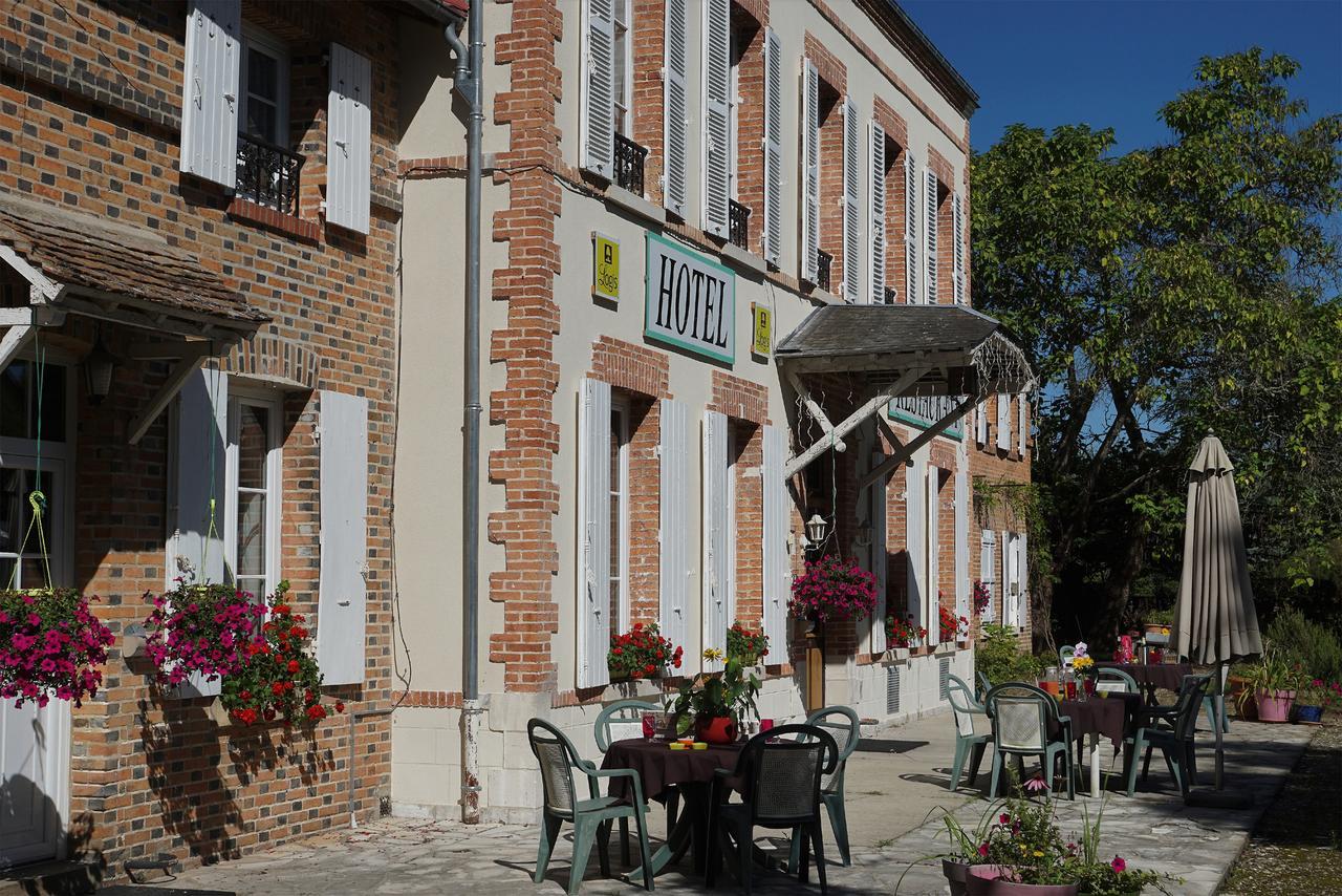 Hotel Restaurant La Sauldraie Salbris Exterior foto